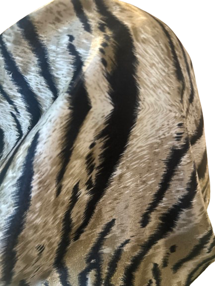 The mimi silky bonnet in leopard print gold and black