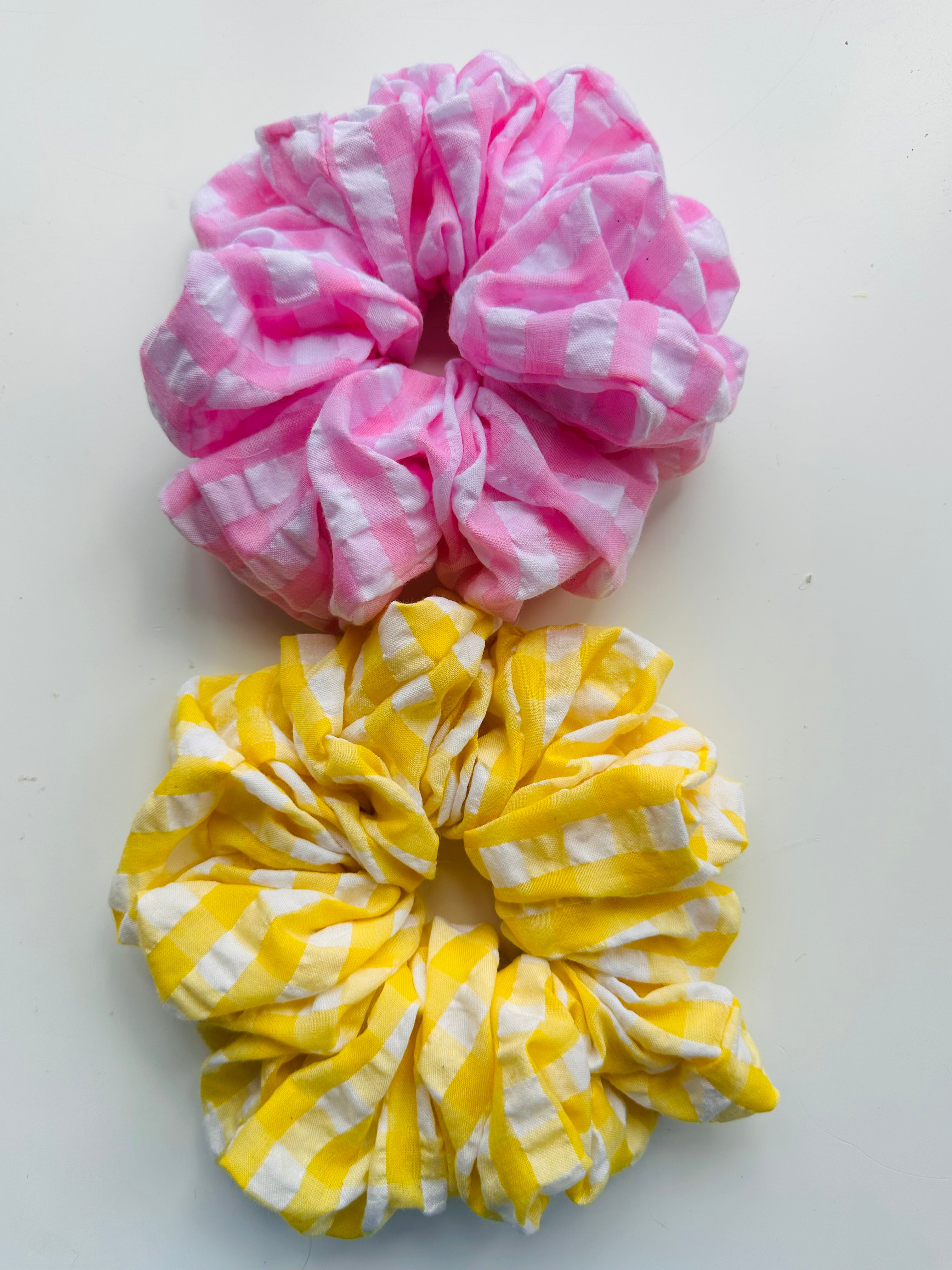 Pink gingham extra large soft scrunchie