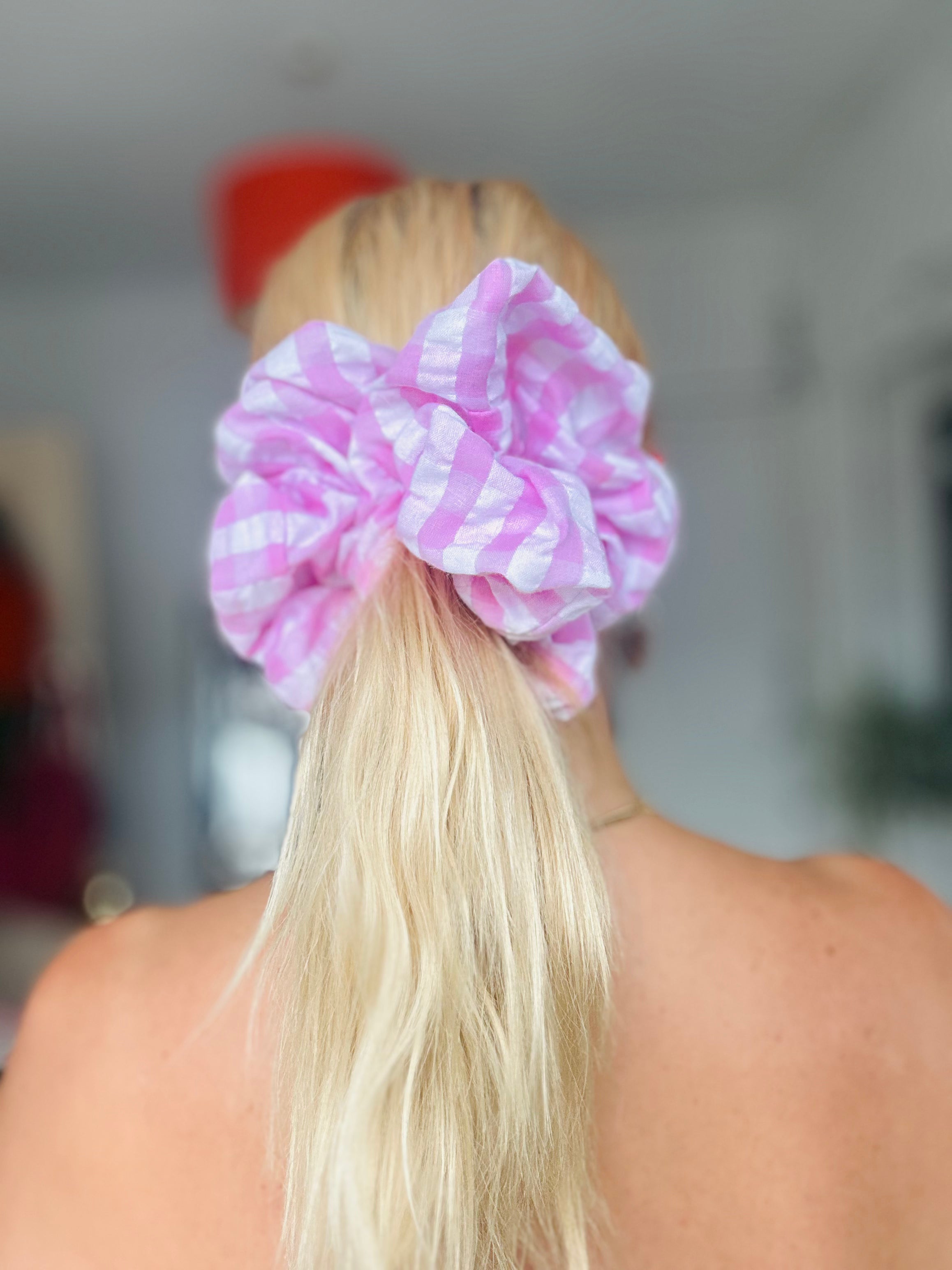 Pink gingham extra large soft scrunchie